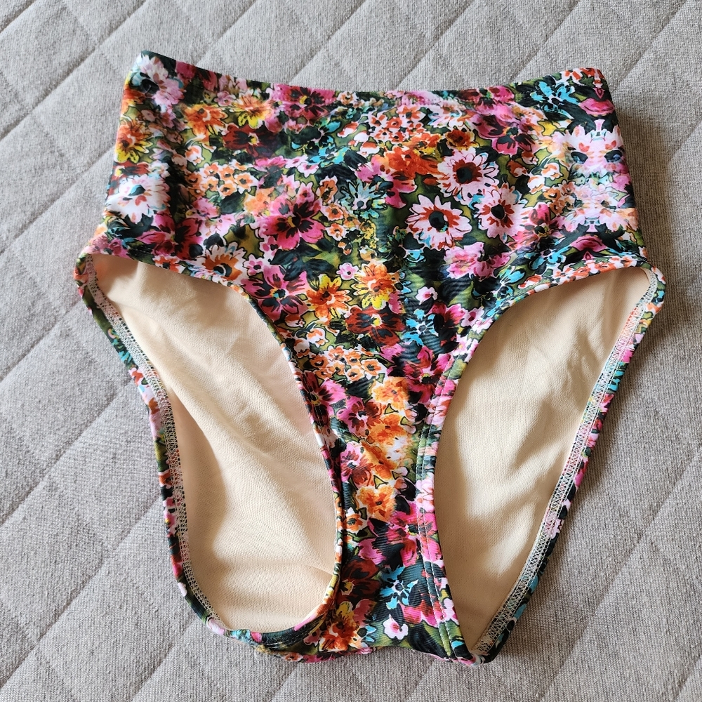 Lime‎ Ricki Floral Swim Bottoms Size XS